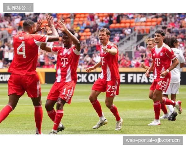 拜仁防线存在调整可能,本菲卡后卫托马斯·阿劳霍成潜在目标。 拜仁防线存在调整可能,本菲卡后卫托马斯·阿劳霍成潜在目标。